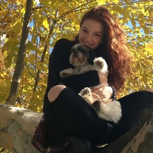 Meet your Posher, Dana